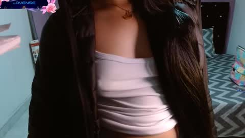 Snapshot of sonialatin69 chatting on 01-14-25, 07:17 sonialatin69 online show from 01-14-25, 07:17