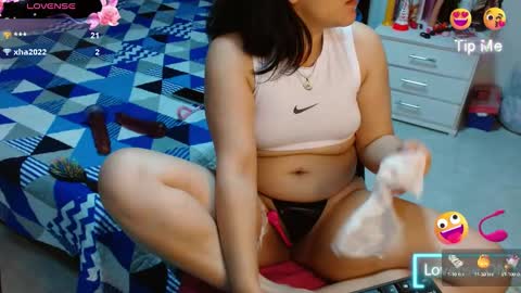 Snapshot of sonialatin69 chatting on 02-12-25, 10:04 sonialatin69 online show from 02-12-25, 10:04