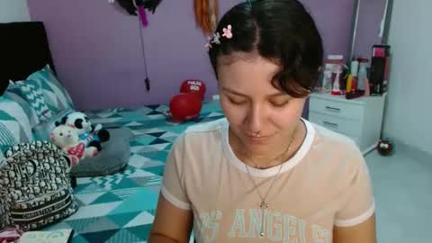 Snapshot of sonialatin69 chatting on 03-10-25, 03:52 sonialatin69 online show from 03-10-25, 03:52