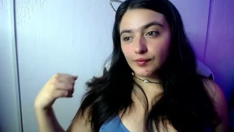 sonic_jess07 online show from 05-03-26, 04:24