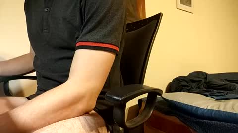 Snapshot of sonicegay chatting on 11-23-25, 05:13 sonicegay online show from 11-23-25, 05:13