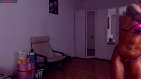 Sonja Ray online show from 11-24-25, 09:09