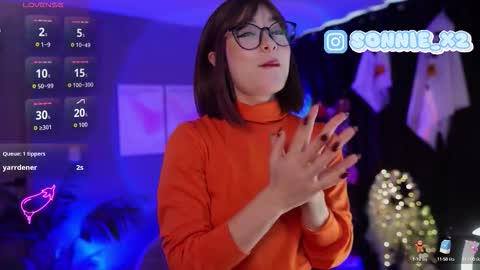 Snapshot of sonnie_mami chatting on 10-11-25, 02:26 Sonnie online show from 10-11-25, 02:26