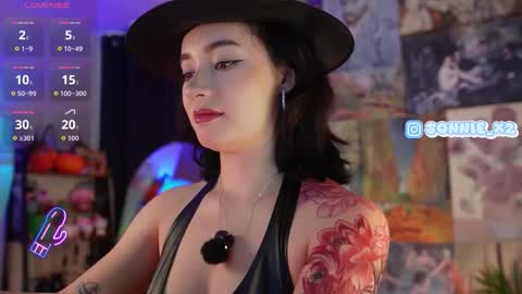 Snapshot of sonnie_mami chatting on 10-29-25, 12:51 Sonnie online show from 10-29-25, 12:51