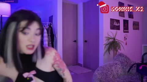 Sonnie online show from 12-16-25, 01:38