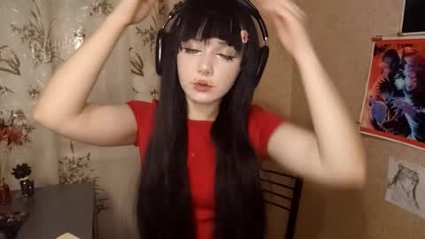 Mila online show from 03-04-26, 04:57