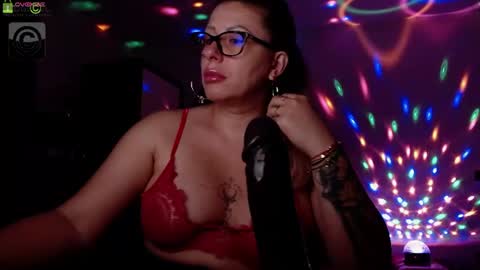 Snapshot of sonyadevon chatting on 06-25-26, 02:55 Sonia online show from 06-25-26, 02:55