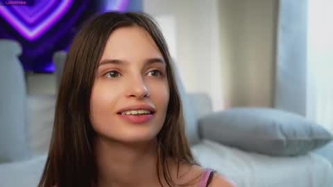 Snapshot of sonyaericsson chatting on 03-07-25, 12:01 Eva 3 online show from 03-07-25, 12:01