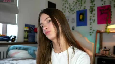 Snapshot of sonyaericsson chatting on 03-03-26, 08:31 Eva 3 online show from 03-03-26, 08:31