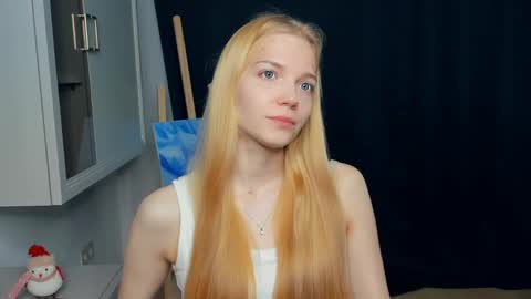 Sofia online show from 04-17-26, 07:11