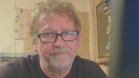 Snapshot of soo_ chatting on 11-05-25, 01:38 zip online show from 11-05-25, 01:38