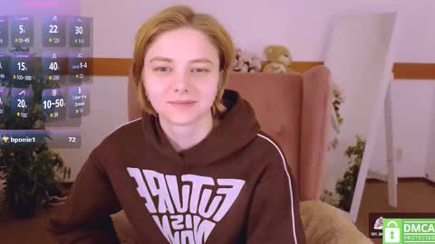 Snapshot of sookonstellita chatting on 03-15-26, 01:22 Litta online show from 03-15-26, 01:22
