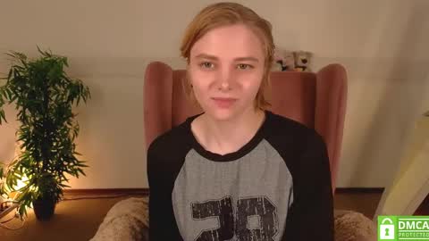 Snapshot of sookonstellita chatting on 04-03-26, 11:47 Litta online show from 04-03-26, 11:47