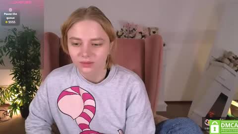 Snapshot of sookonstellita chatting on 04-12-26, 10:48 Litta online show from 04-12-26, 10:48