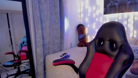 sophie online show from 01-25-25, 05:51