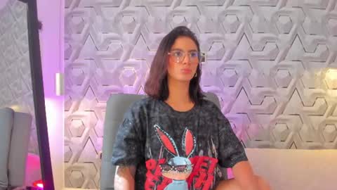 sophie online show from 07-06-26, 03:03