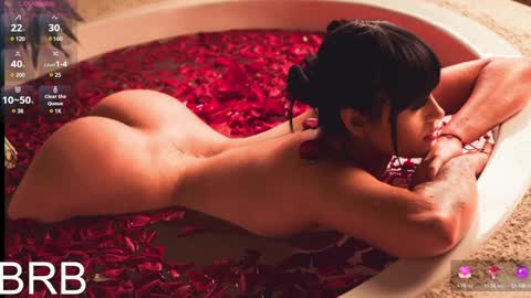 Sophi online show from 12-18-24, 11:02