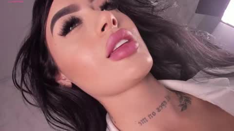 Sophi online show from 05-04-26, 12:34