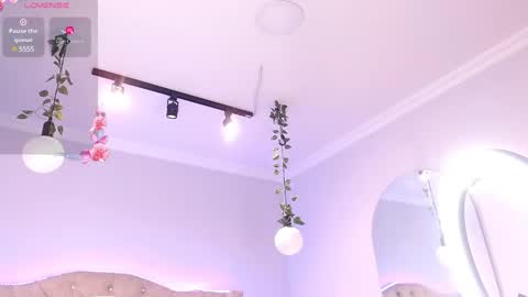 Snapshot of sophi_gray chatting on 12-08-24, 02:18 Shophi online show from 12-08-24, 02:18