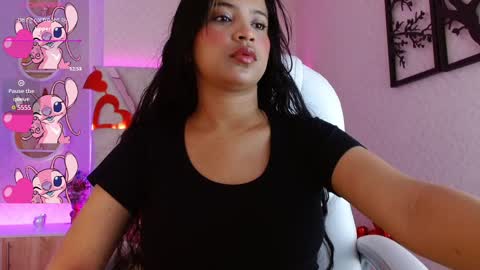 Snapshot of sophi_gray chatting on 02-27-25, 11:41 Shophi online show from 02-27-25, 11:41