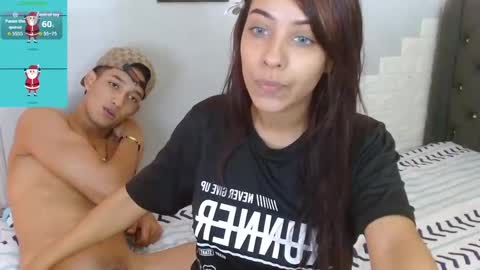 Snapshot of sophi_joshxxx chatting on 11-03-25, 09:48 sophia and josh online show from 11-03-25, 09:48