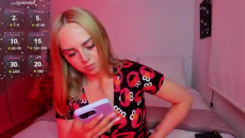 Sofi online show from 12-18-24, 01:15