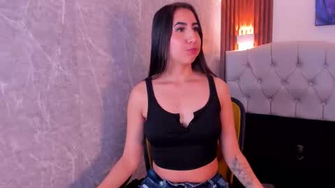 Sophi Thaylorr online show from 03-25-26, 02:12