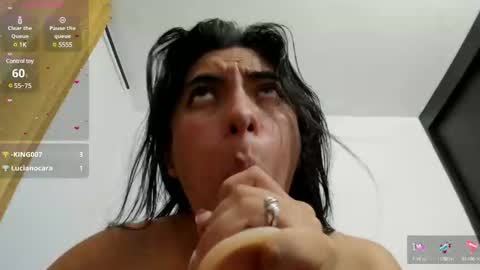 sophia_118 online show from 03-08-25, 12:33