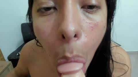 sophia_118 online show from 05-04-26, 08:27