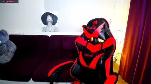 sophia__olsen online show from 01-30-25, 06:24