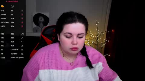 sophia__olsen online show from 02-12-25, 06:40