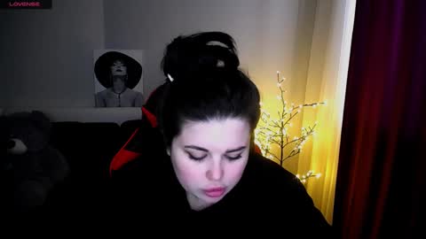 sophia__olsen online show from 02-18-25, 11:33