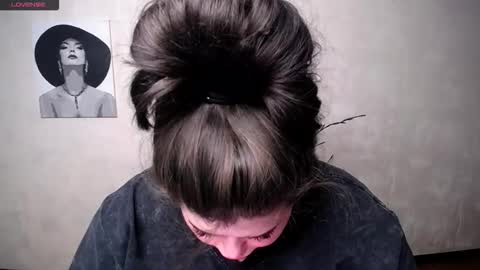 sophia__olsen online show from 09-18-25, 05:20