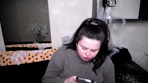 sophia__olsen online show from 10-29-25, 06:59