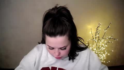 sophia__olsen online show from 11-27-25, 06:37