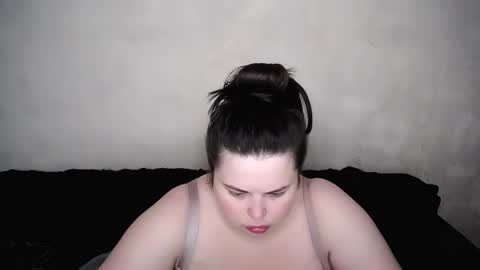 sophia__olsen online show from 03-18-26, 06:49