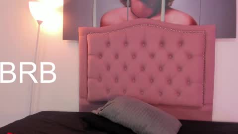 Snapshot of sophia_brunett chatting on 02-28-25, 07:26 Sophia online show from 02-28-25, 07:26