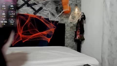 Sophia  online show from 10-29-25, 11:56