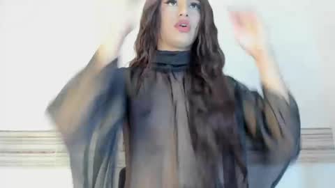 Snapshot of sophia_cambpell chatting on 09-23-25, 09:18 Sophia online show from 09-23-25, 09:18