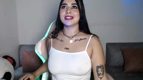 sophia online show from 06-19-26, 04:11
