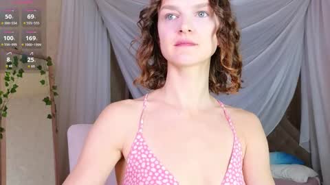 Sophia online show from 02-06-26, 02:49