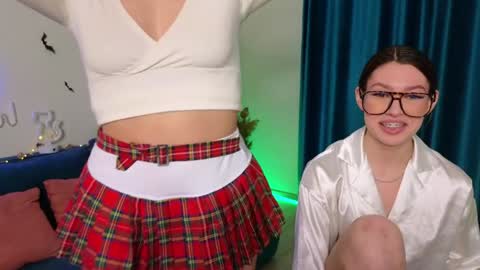 Snapshot of sophia_euphoria chatting on 01-20-25, 02:57 Sophia online show from 01-20-25, 02:57
