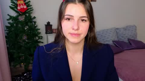 Snapshot of sophia_euphoria chatting on 01-28-25, 08:25 Sophia online show from 01-28-25, 08:25
