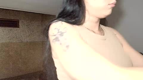 sophia CM online show from 02-15-25, 02:26