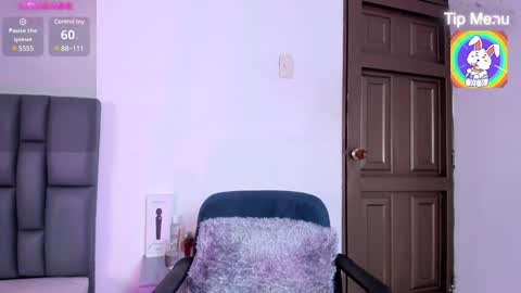 Sofia  online show from 01-27-25, 04:43