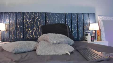 Sofia  online show from 01-17-26, 02:00