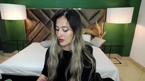 Sofia online show from 02-05-25, 02:16