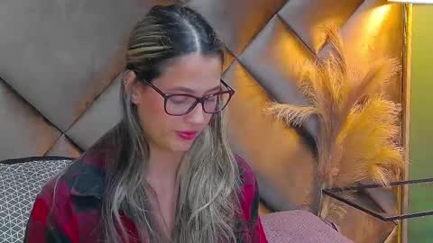 Sofia online show from 09-30-25, 01:27