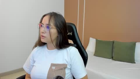 S O P H I A online show from 09-26-25, 06:45