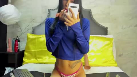 Snapshot of sophia_models chatting on 04-02-26, 07:22 Sophia online show from 04-02-26, 07:22